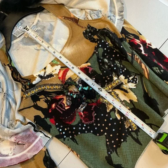 Alberto Makali Art-to wear floral beaded sequin sweater set - Picture 7 of 9